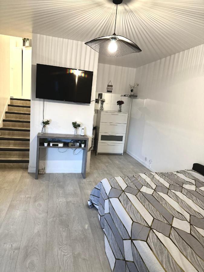 Jolie Appartement Duplex 2 Min Gare-Disney Et Paris 15 Min Noisy-le-Grand Extérieur photo