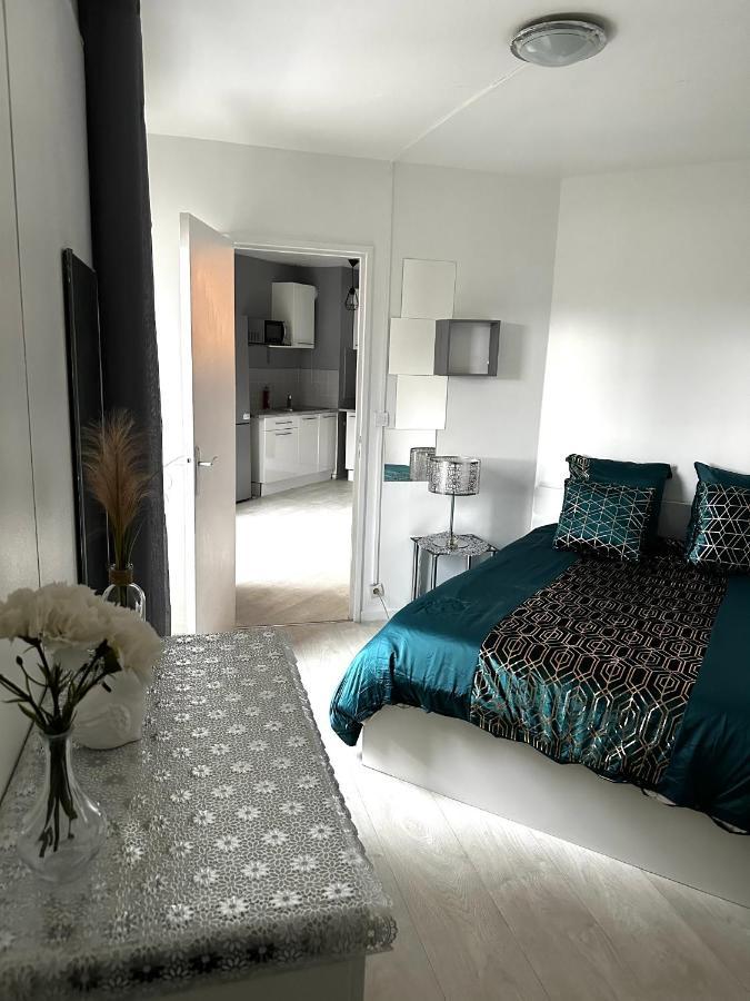 Jolie Appartement Duplex 2 Min Gare-Disney Et Paris 15 Min Noisy-le-Grand Extérieur photo
